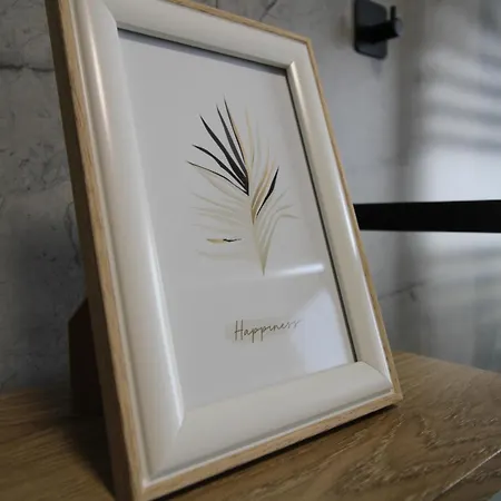 New! Jolie In - With Free Parking And Terrace!