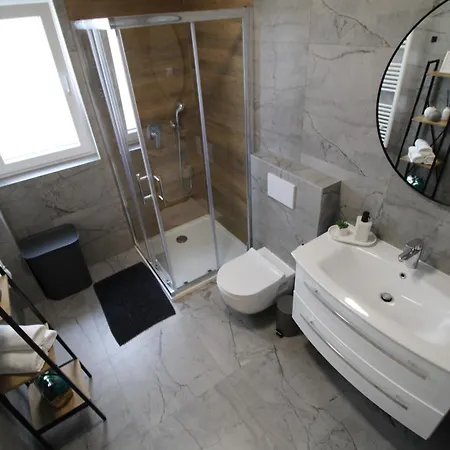 New! Jolie In - With Free Parking And Terrace! 扎达尔