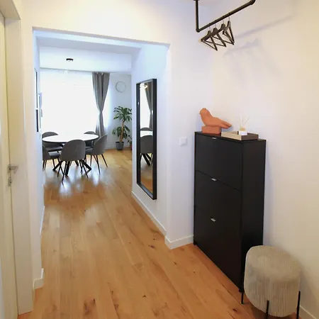 New! Jolie In - With Free Parking And Terrace! * זאדאר