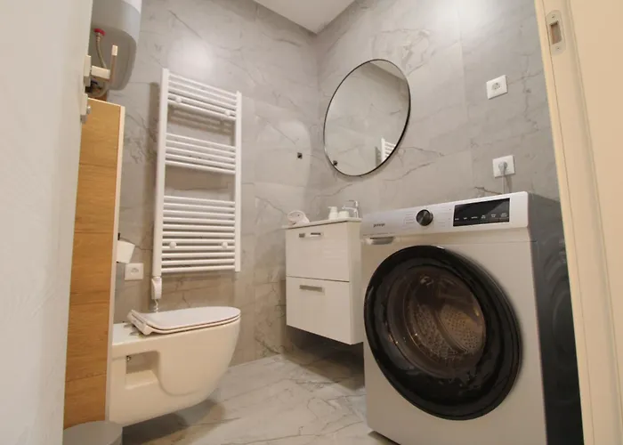 Lejlighed New! Jolie In - With Free Parking And Terrace!